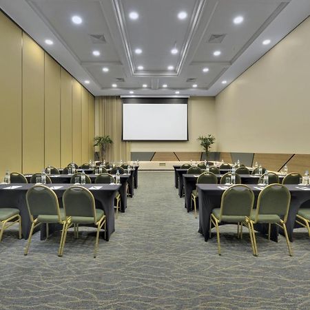 Hotel Deville Prime Porto Alegre Luaran gambar Meeting room